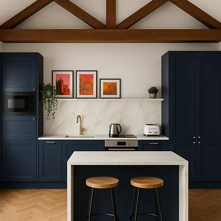 The Bridge - Penthouse Apartment *